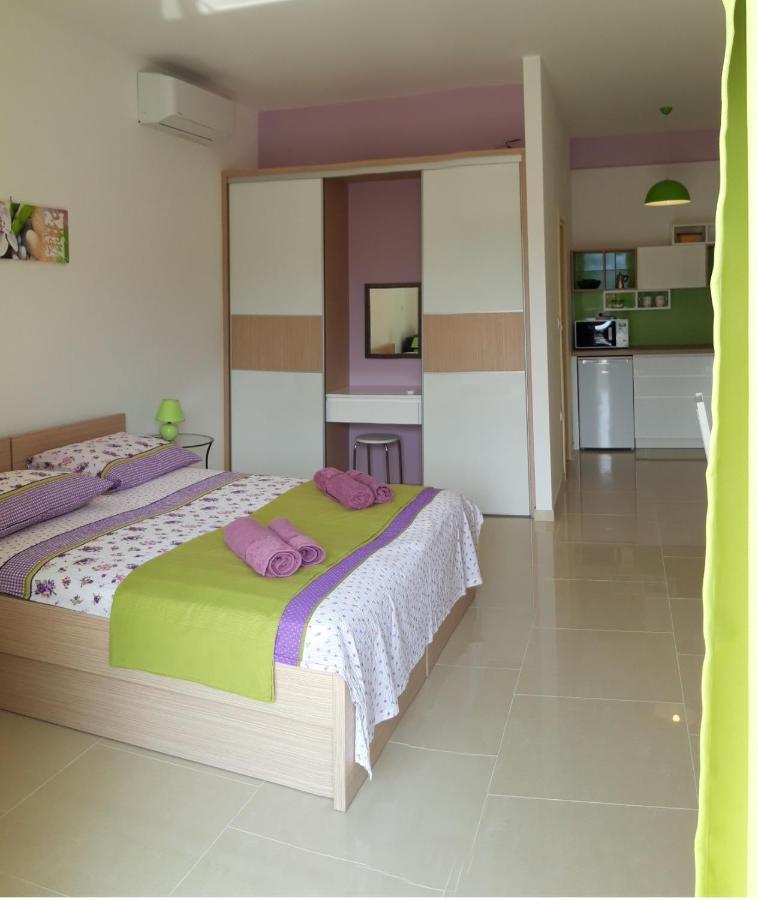 Mare And Terra Apartments Rabac Exterior photo